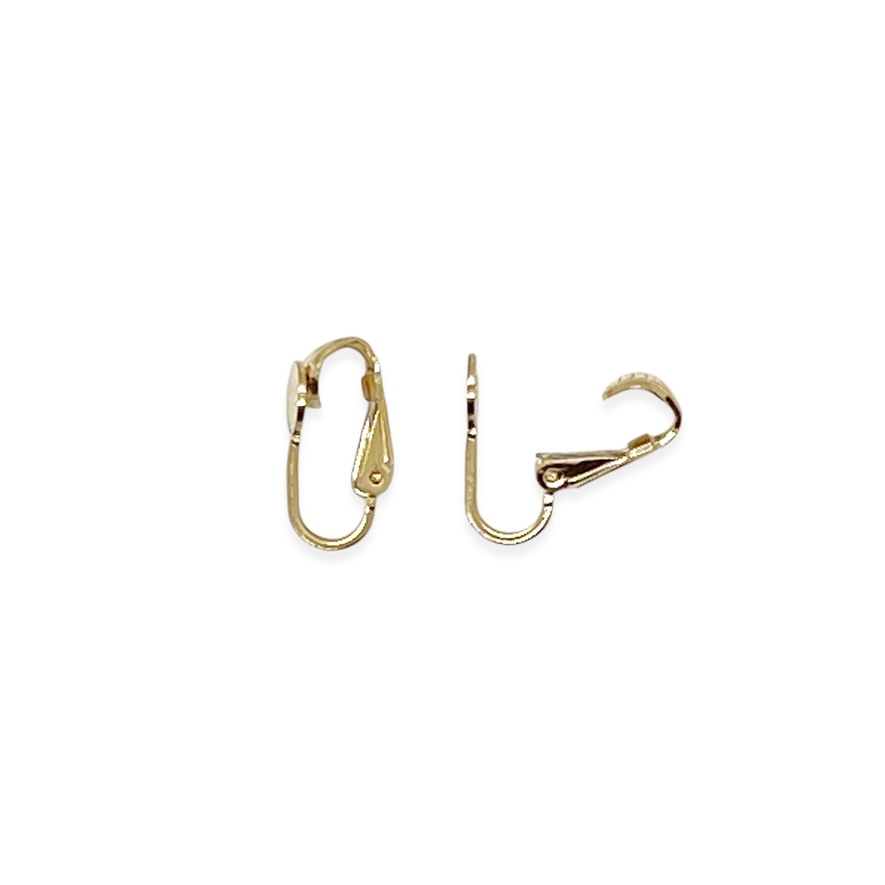 This Adaptive Add-On converts your Son of a Sailor earrings into easy-to-wear clip-ons. It's perfect for those without pierced ears, those with sensitive or stretched earlobes, or anyone who finds traditional earwires challenging. Available in sterling silver or 14k gold-filled, it offers a comfortable, accessible fit without sacrificing style.