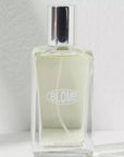 Provocative scent with coconut, labdanum & tobacco. Worn leather, vetiver, sandalwood & oakmoss create an earthy, bold, and unforgettable fragrance experience.