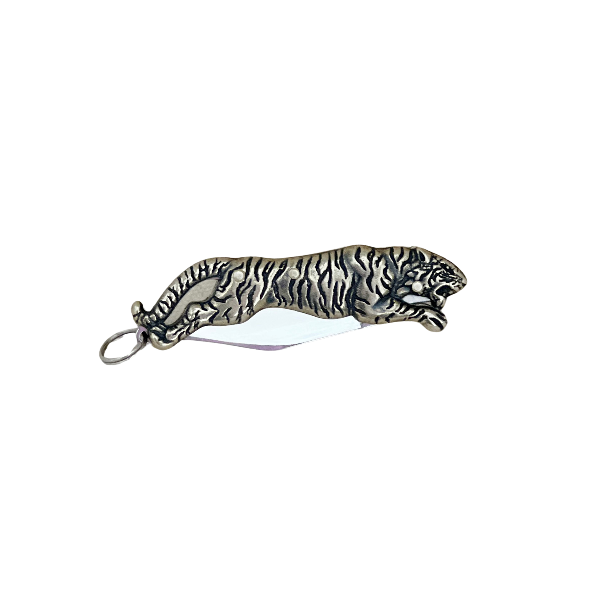 Carry a touch of the wild with Brass Animal Pocket Knives! Stylish, functional, and fun—each features a sturdy metal handle and sharp stainless steel blade.
