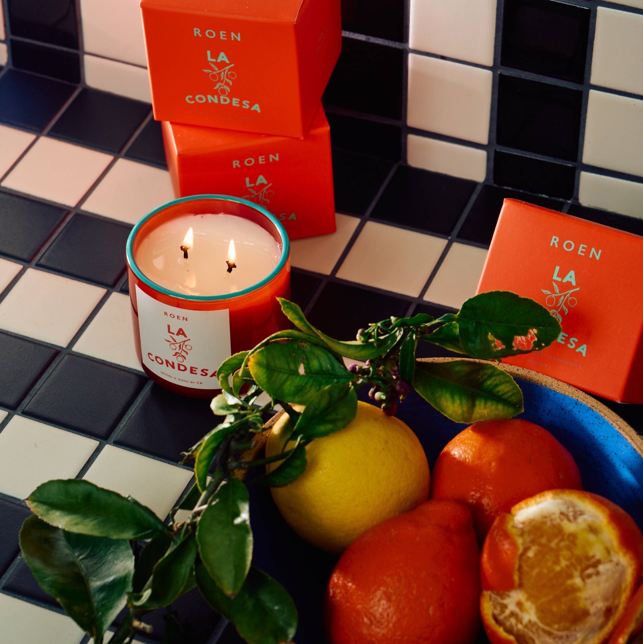 Inspired by La Condesa’s tree-lined streets with bright citrus, white florals, and lush greens. Hand-painted jar designed to be re-loved and reused.