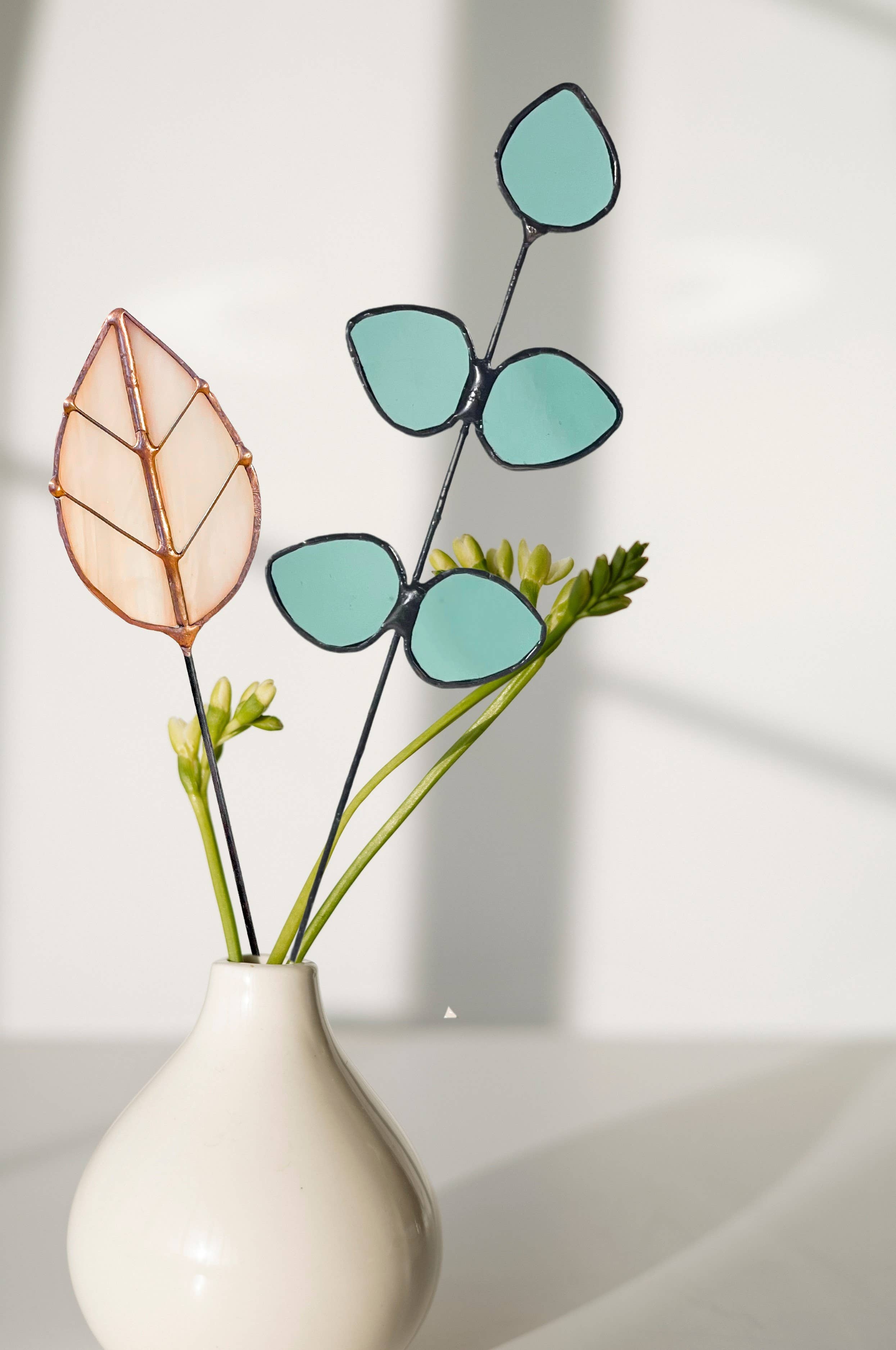 Stained Glass | Oval Leaf Flora