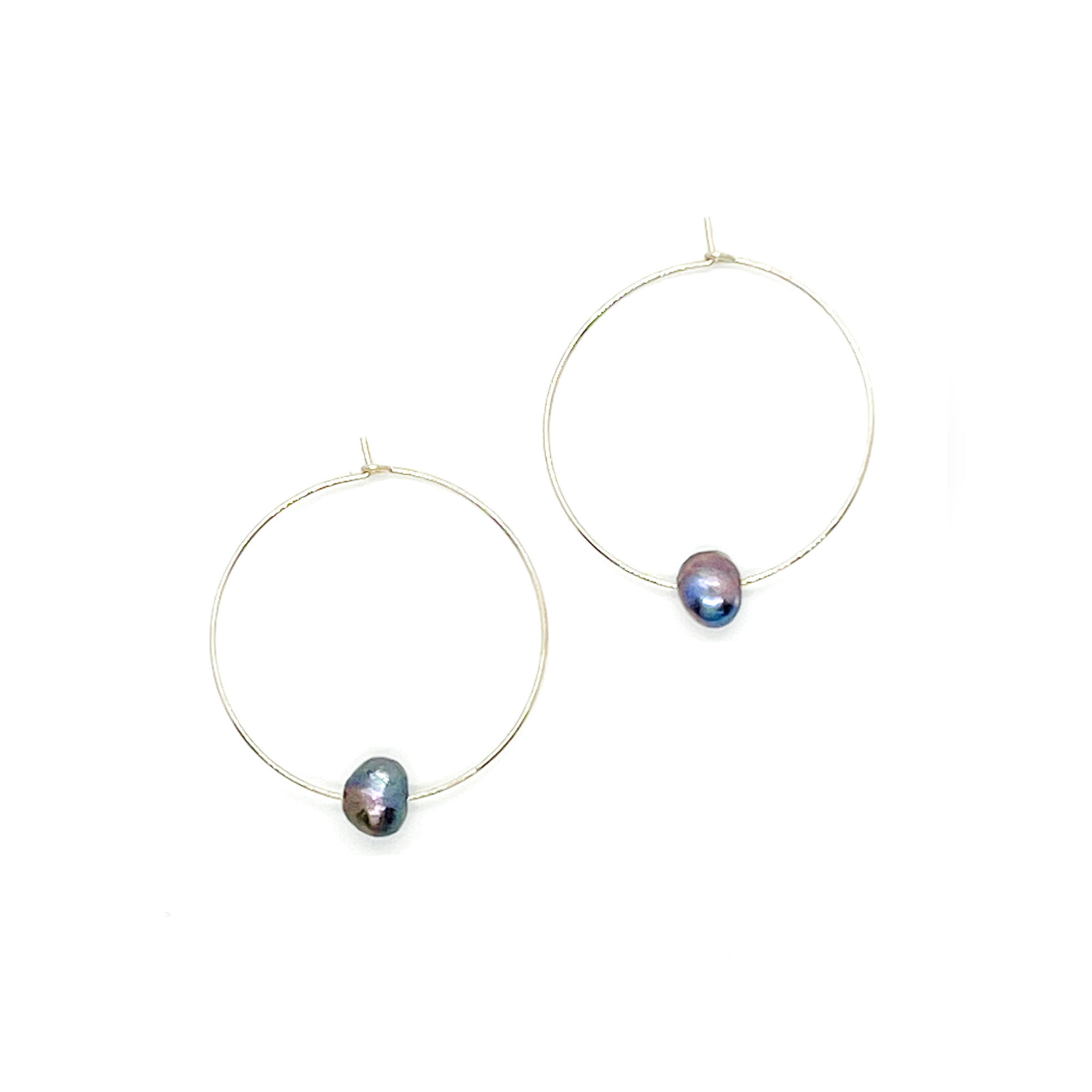 Perla Hoop Earring
