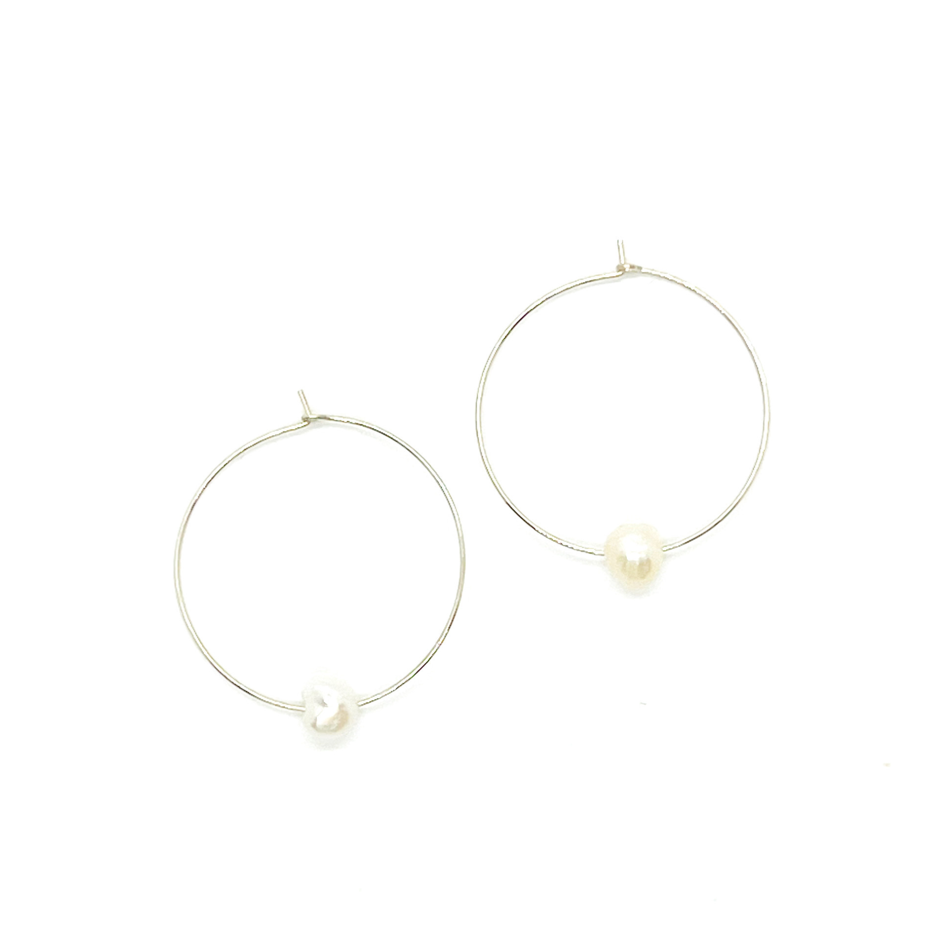 Perla Hoop Earring