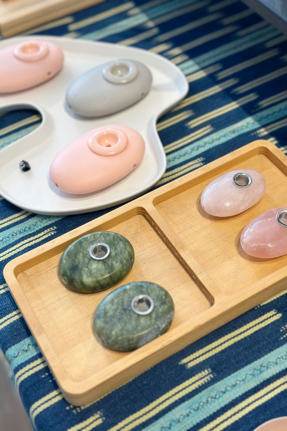 Pebble Pipe