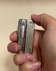 Add style to your flame game with our Trench Lighter in silver or gold. Polished finish, powerful trigger, and sleek design elevate your smoking or candle experience.