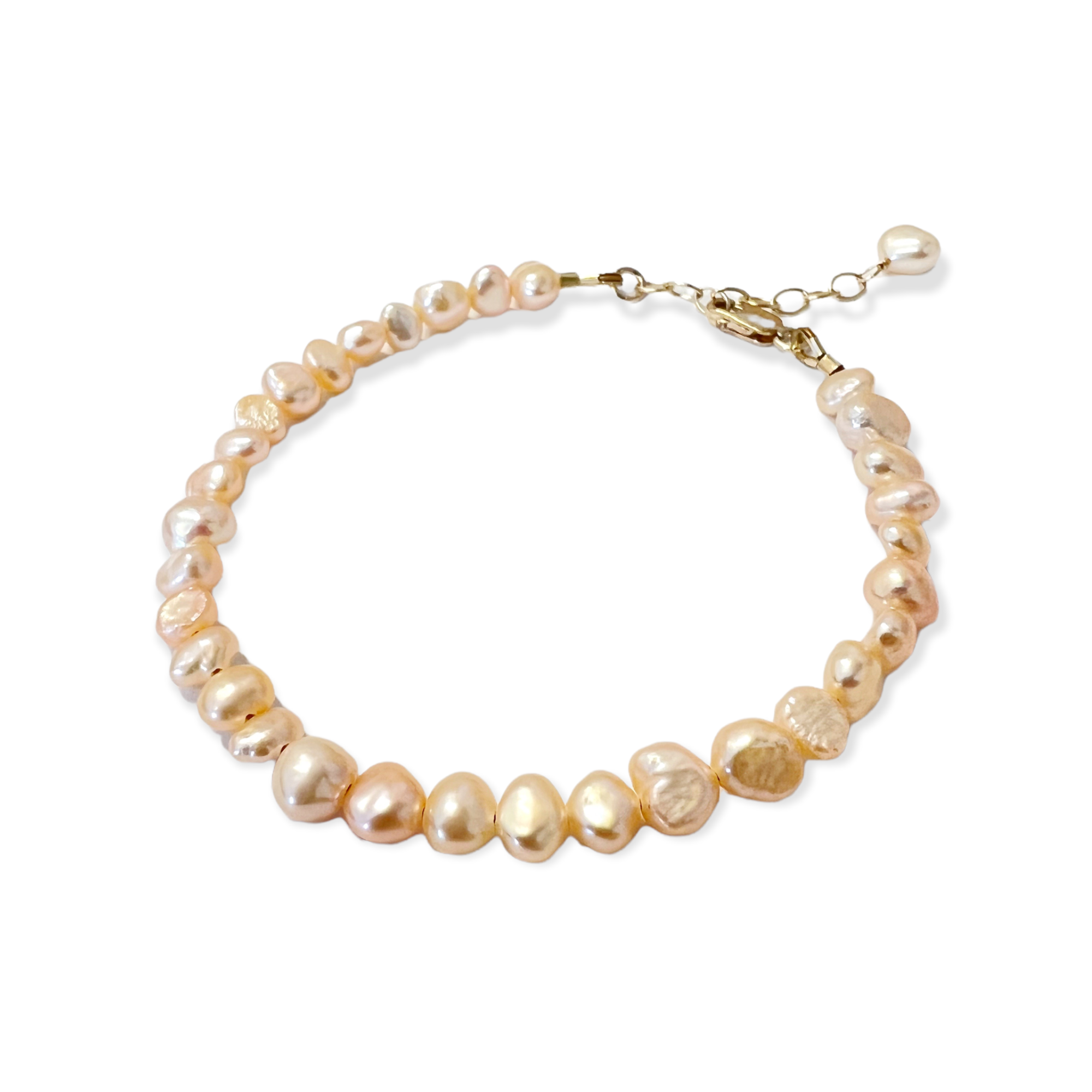 Perla Strand Bracelet