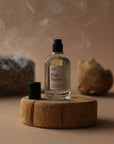 The unmistakable appeal of Palo Santo is infused into this rich, unisex fragrance. Top Notes: violet, peppercorn, iris Heart Notes: cardamom, rose, geranium Base Notes: palo santo, sandalwood, amber.