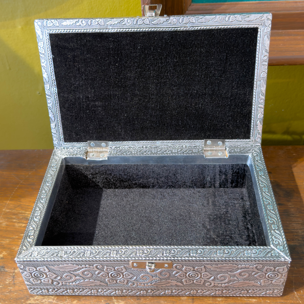 Jewelry Box | Embossed Skull