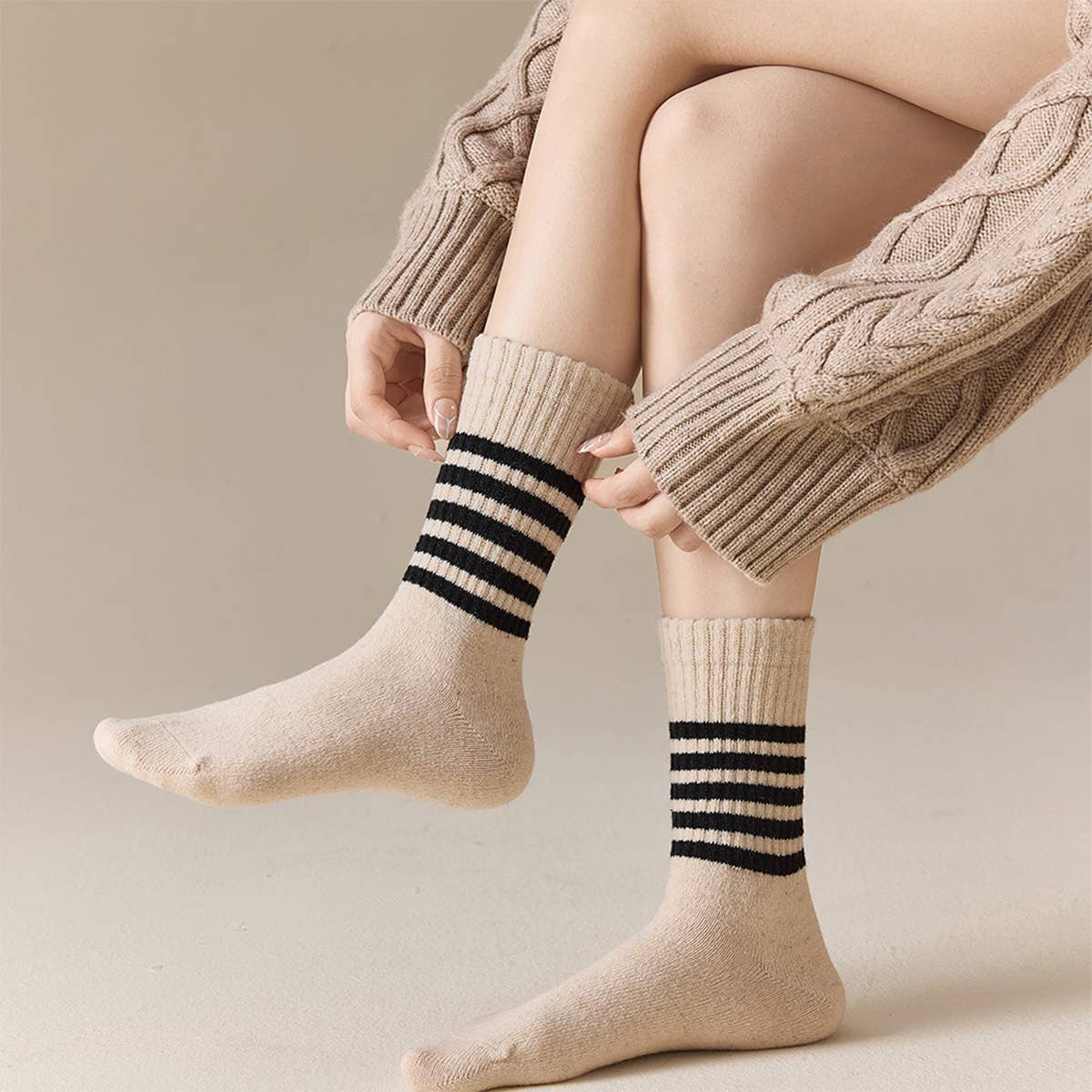 Japanese Style Striped Crew Socks | Beige