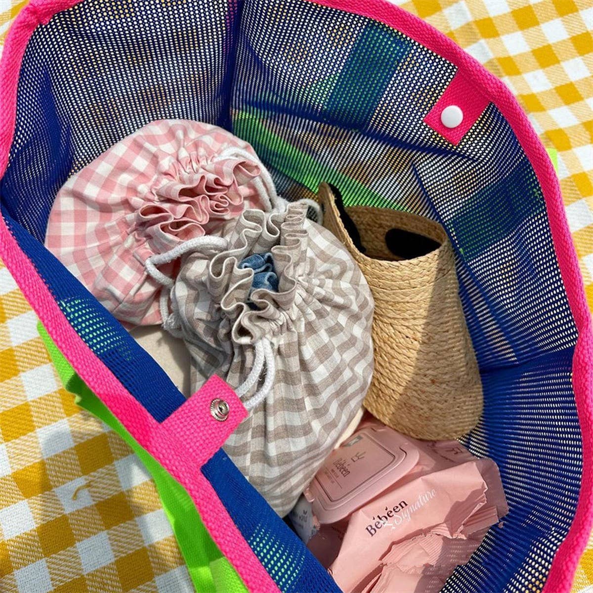 Mesh Contrast Beach Bag