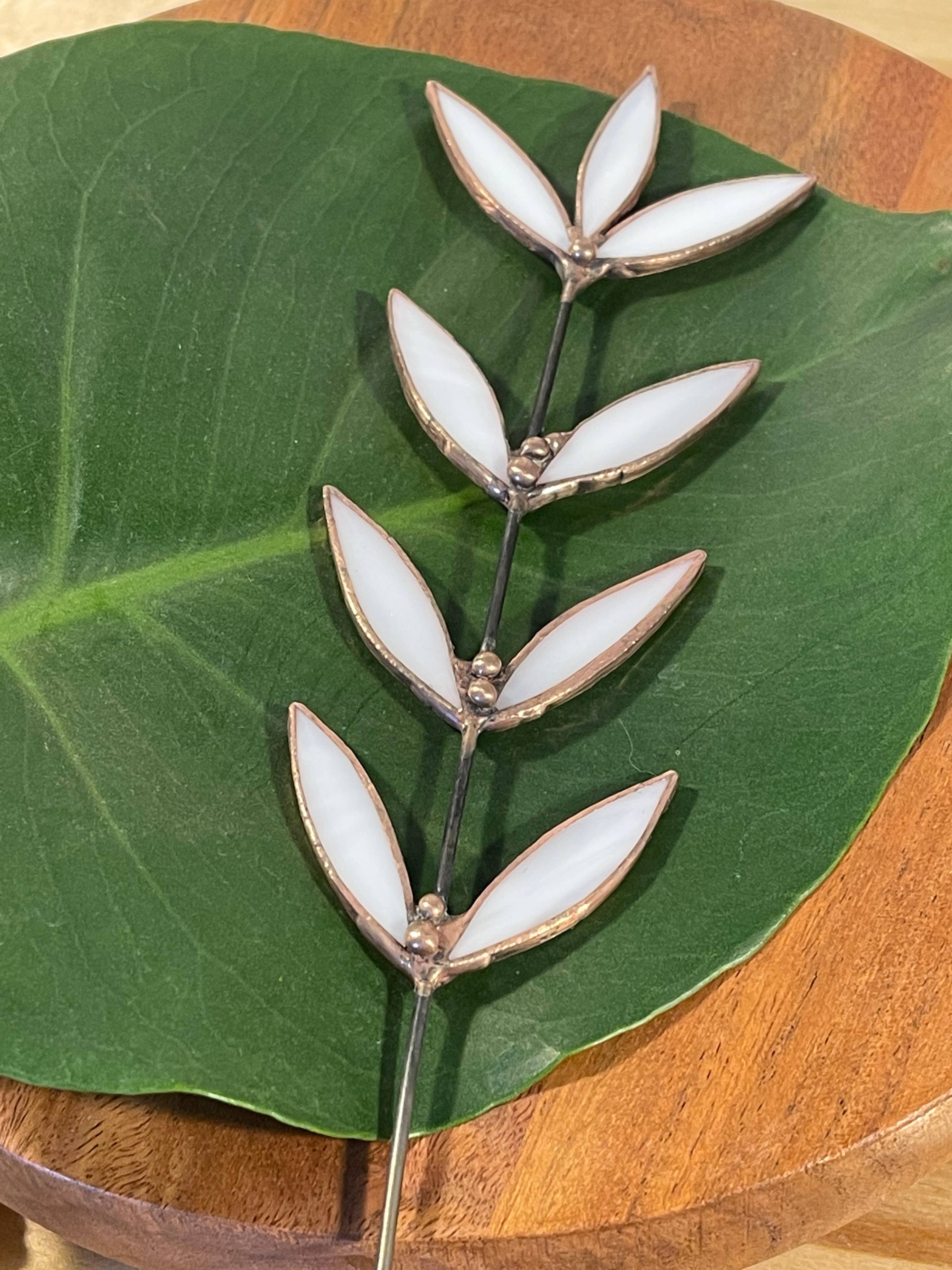 Stained Glass | White Wildflower