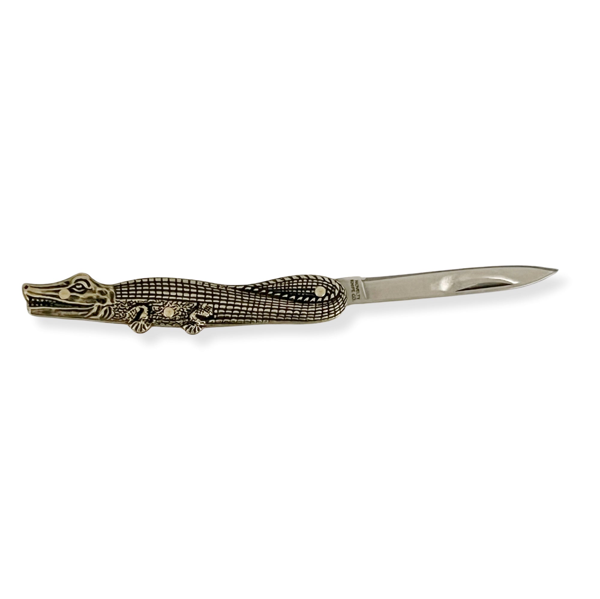 Carry a touch of the wild with Brass Animal Pocket Knives! Stylish, functional, and fun—each features a sturdy metal handle and sharp stainless steel blade.