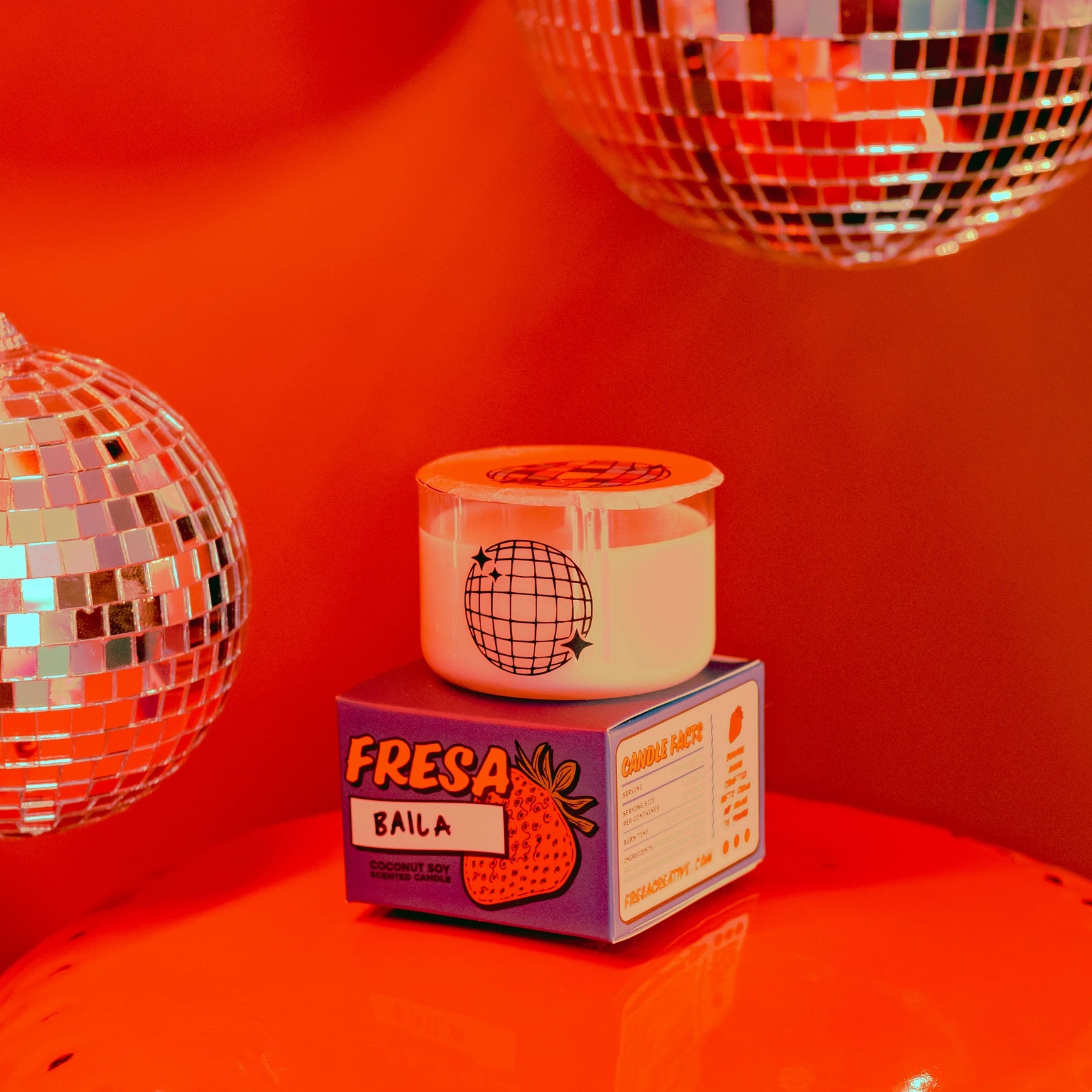 What you hope that hot person across the dance floor smells like - the faint fragrance of wood and leather, a little peppery and warm, maybe even a little sexy. Notes: a blend of teak and cedar with spicy notes of pimento berry and allspice, it gives leather armchair in a ski chalet vibes.