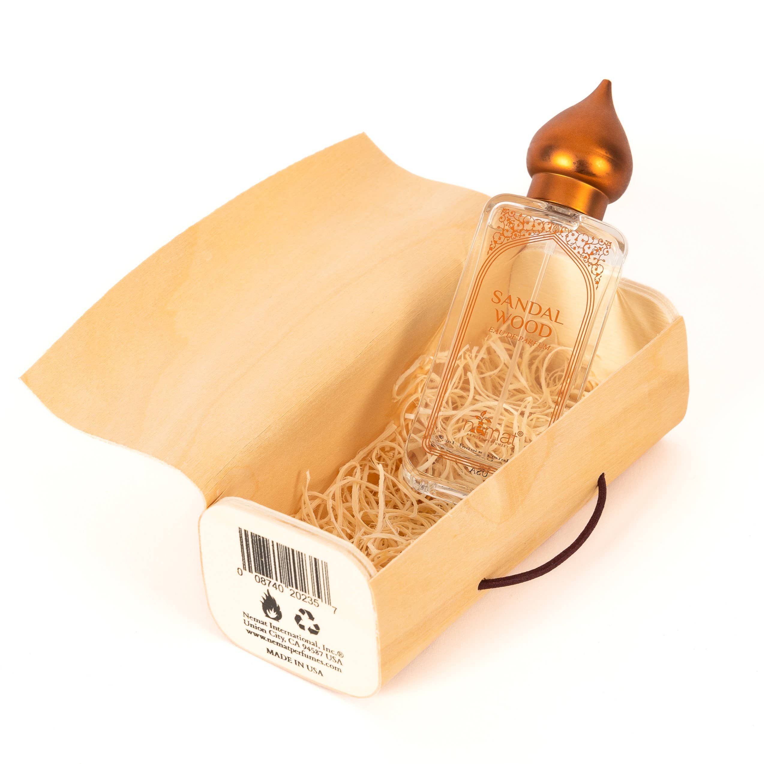Nemat’s Sandalwood Eau de Parfum blends fresh woods, sandalwood heart, and creamy base notes for a grounding, elegant scent inspired by Indian traditions and sustainably sourced sandalwood.