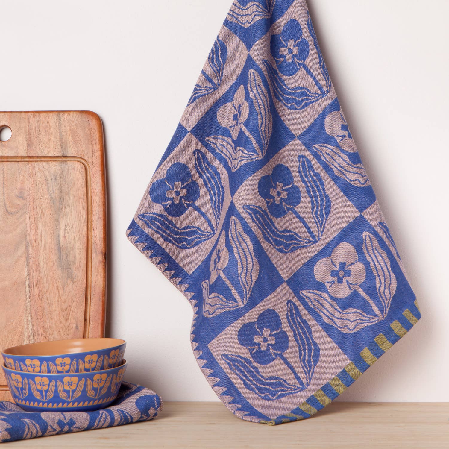 These sturdy dishtowels showcase bold and geometric designs, a staple of the Teppi line from Danica Studio. A tapestry of lively florals, charming patterns, and vibrant hues blend together elements of nature with contemporary sleekness.