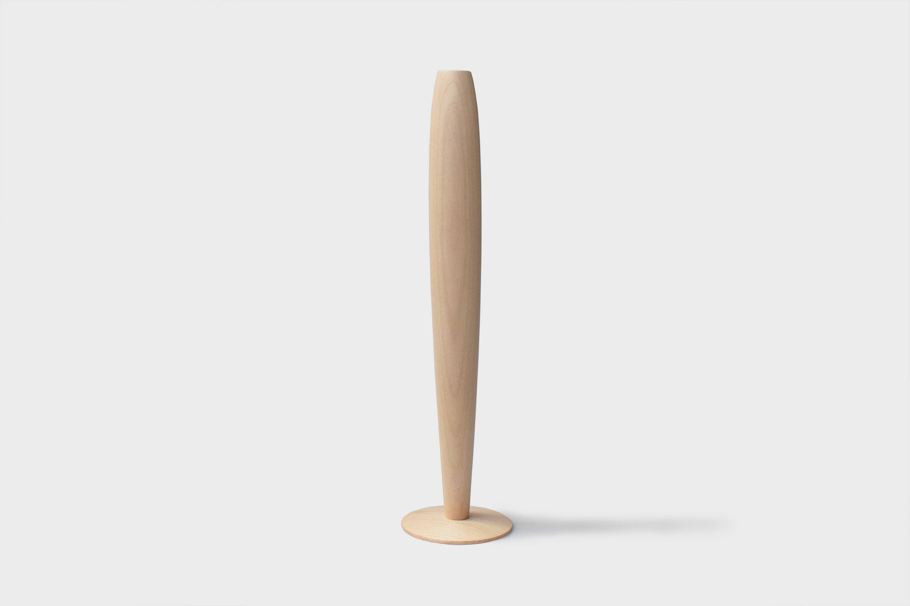 Crafted from fine maple wood and delicately polished, this single flower vase embodies the elegance of Eastern Zen aesthetics. Minimal yet refined, it adds a serene touch to any space—perfect for home décor or as a thoughtful housewarming gift.