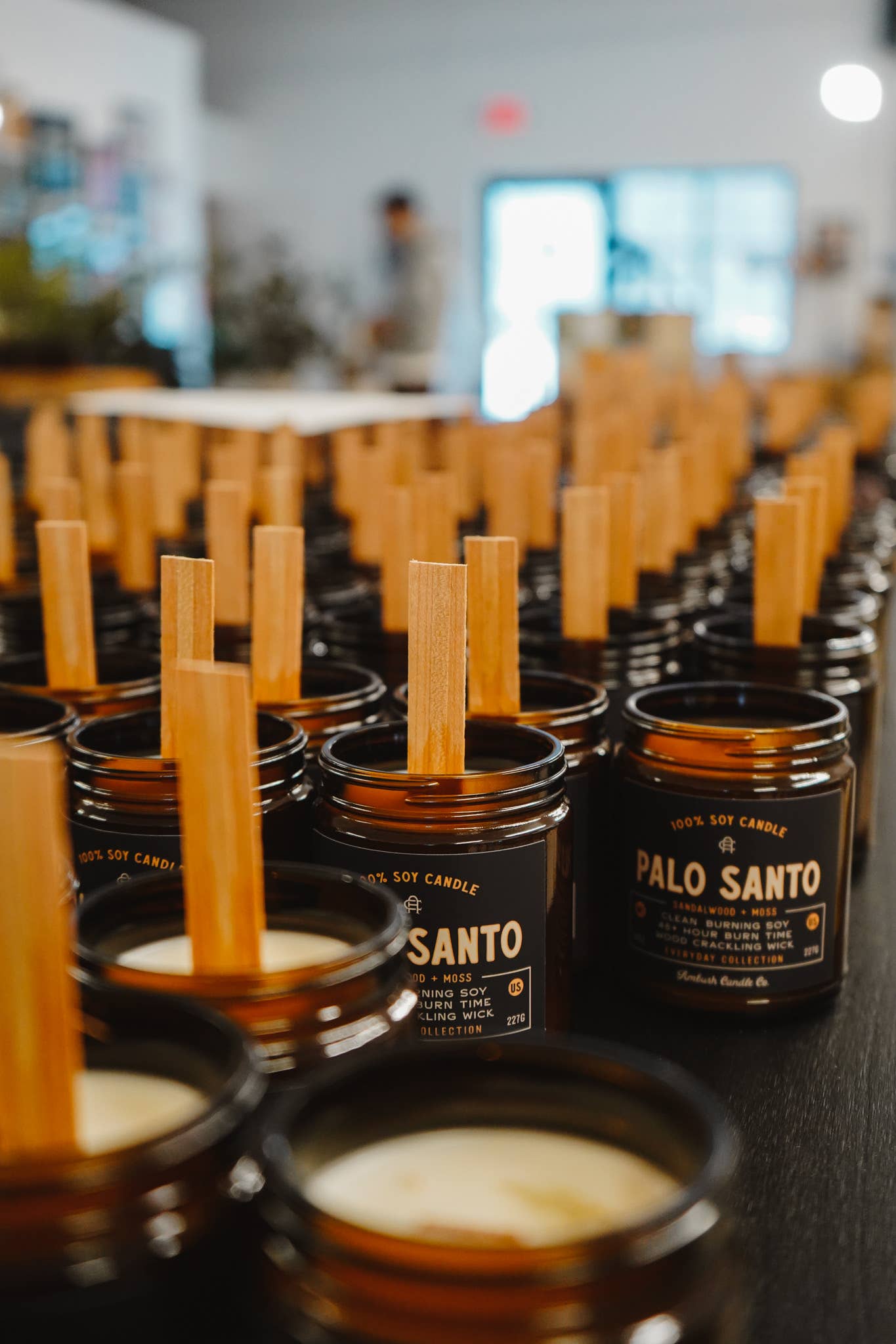 Earthy with a hint of spice, this balanced scent is made to ground you. With warm notes of sandalwood and moss, Palo Santo brings a calming, woodsy feel to your space—like stepping into a quiet forest. Scent Profile: Sandalwood | Moss