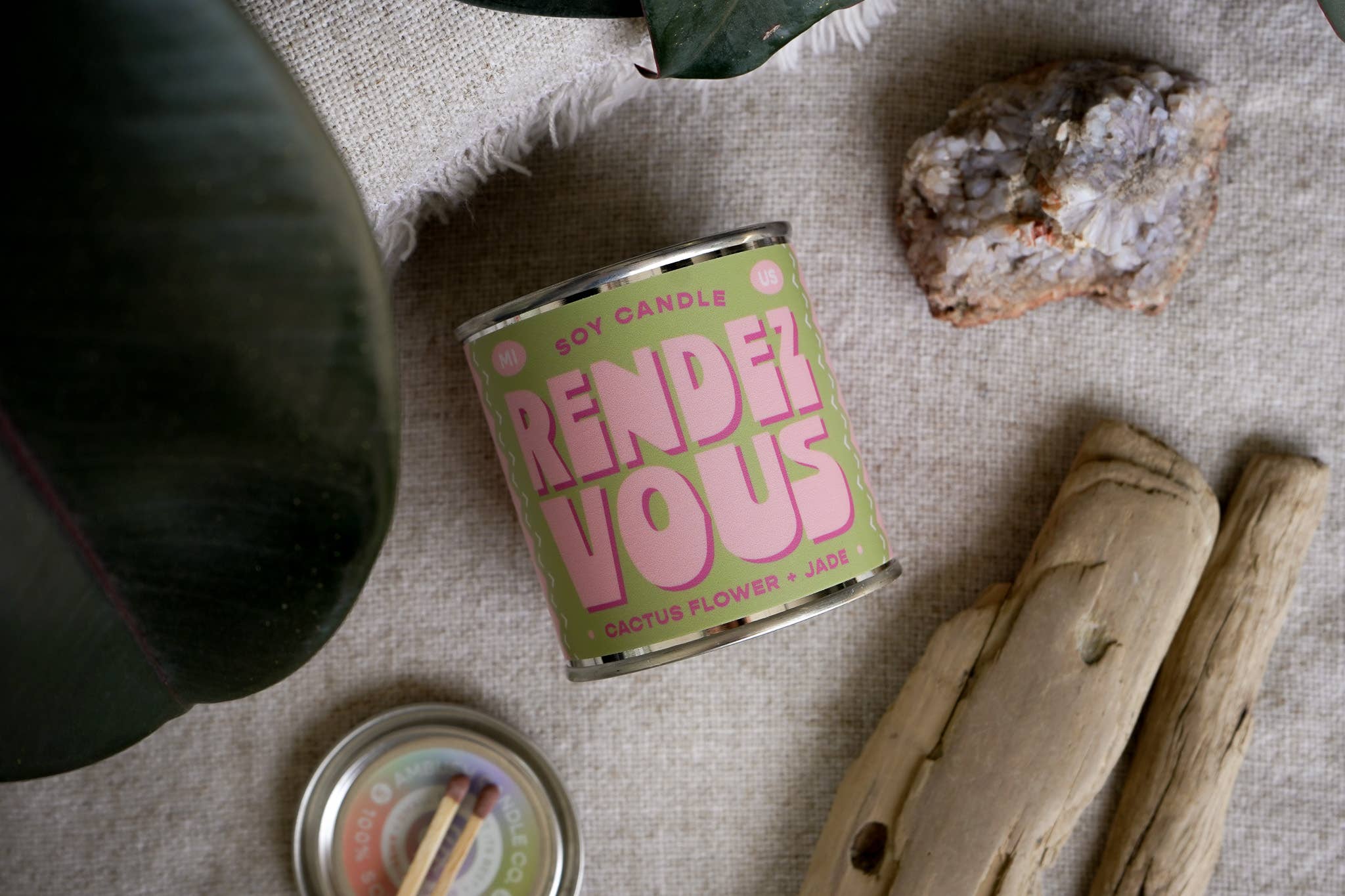 One of our absolute favorite candles for spring and summer, Rendezvous is fresh, floral, and just a little mysterious. With notes of cactus flower and jade, this scent is like a breezy desert evening—cool, calm, and full of possibility.