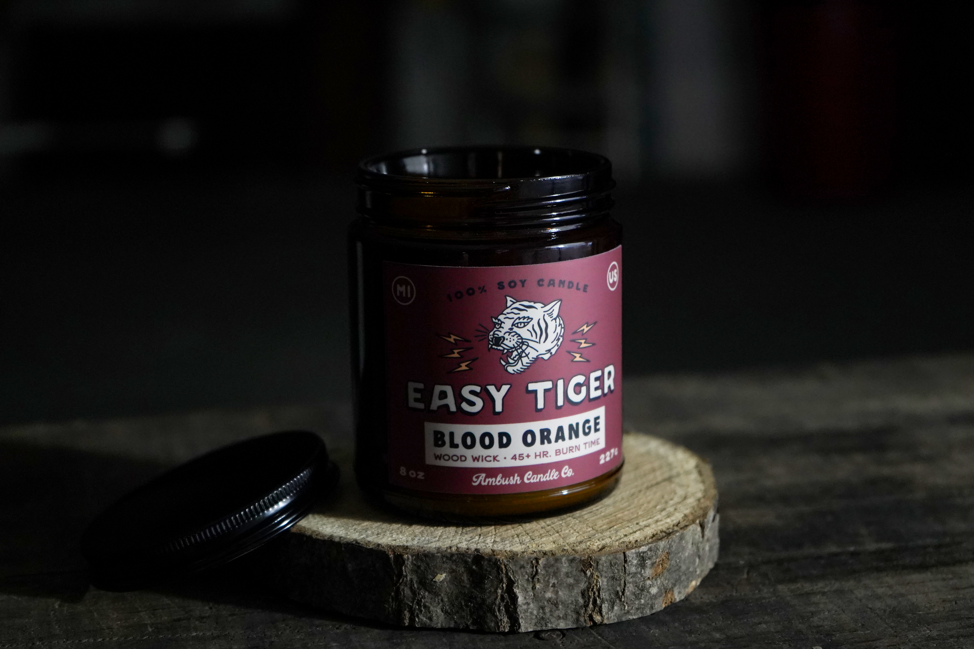Don’t fall too fast. With bright notes of citrus peel, pomegranate, and a grounding touch of cedar, this sun drenched scent invites you to slow down and stay awhile.

Scent Profile: Blood Orange | Cedar