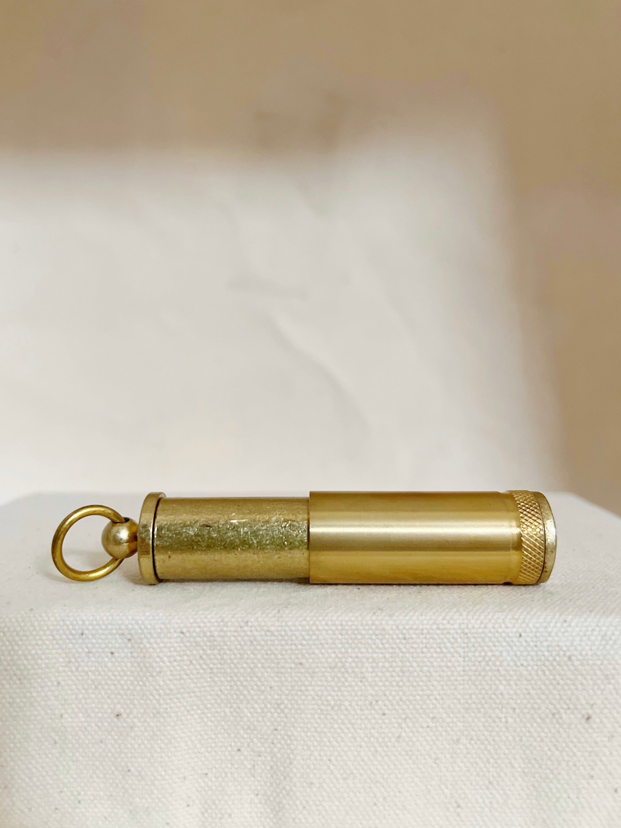Brass Cylinder Telescoping Lighter