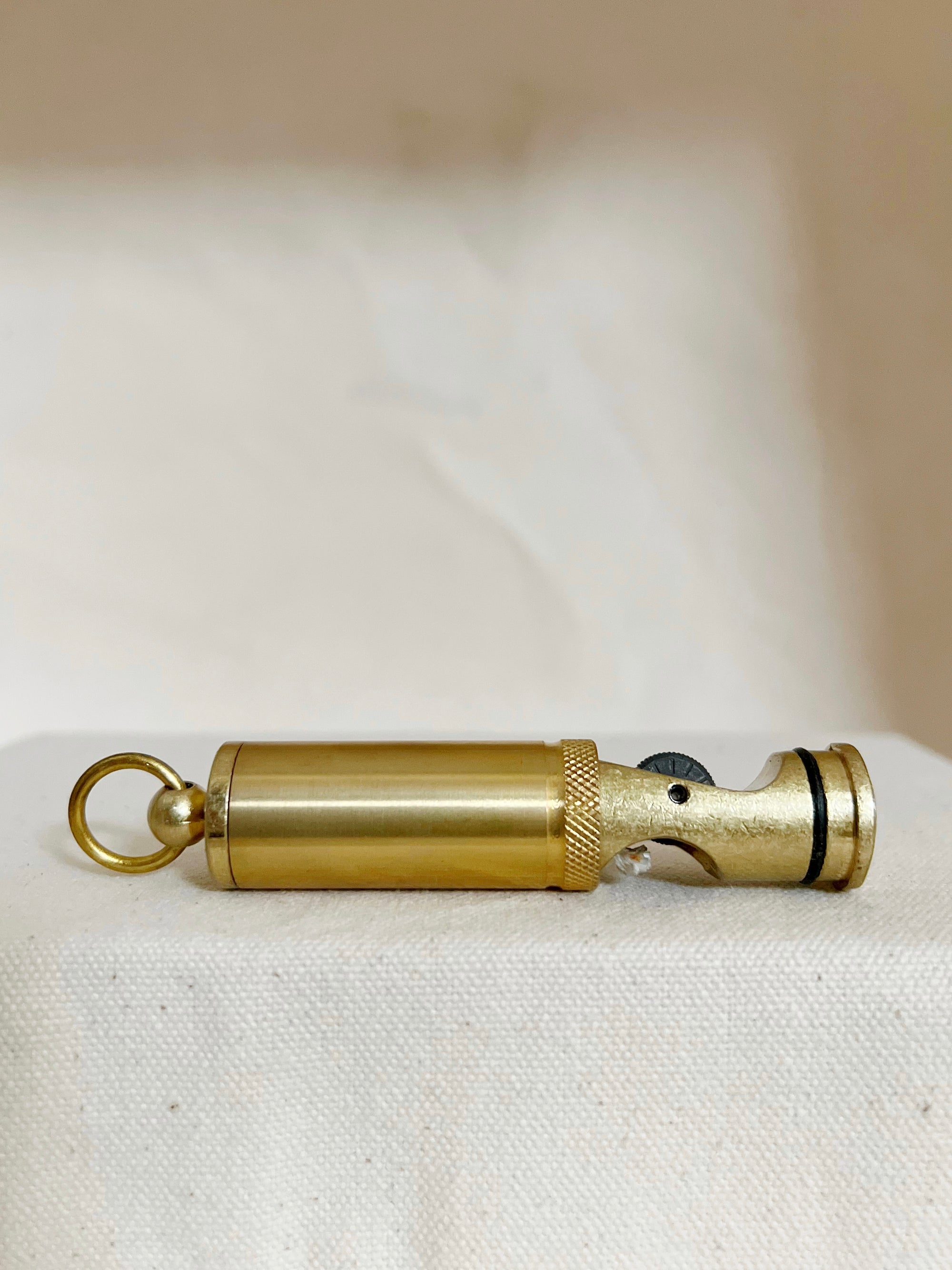 Brass Cylinder Telescoping Lighter