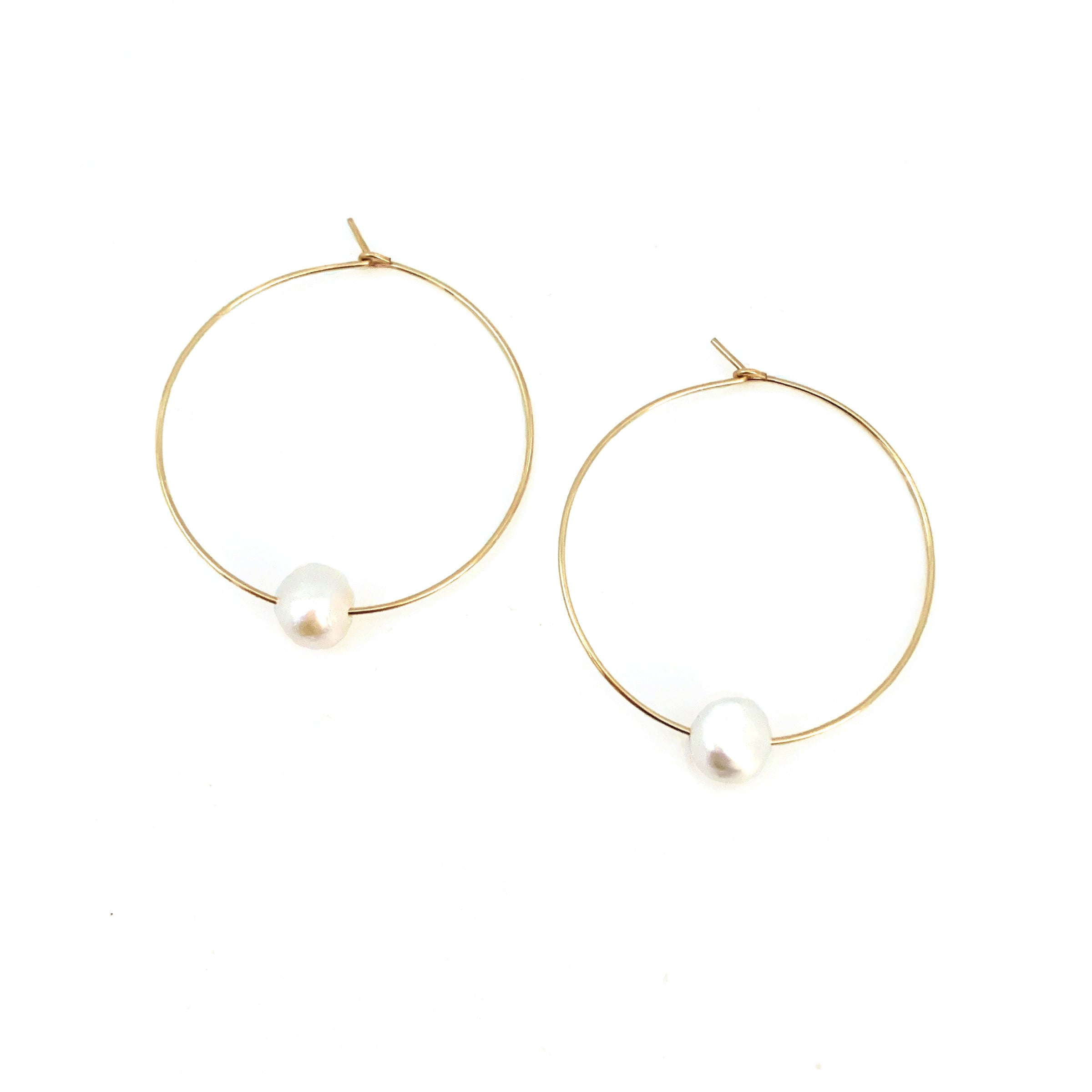 Perla Hoop Earring